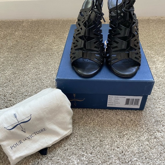 Pour La Victoire Yermak Black Dress Sandal 7 - Picture 2 of 5